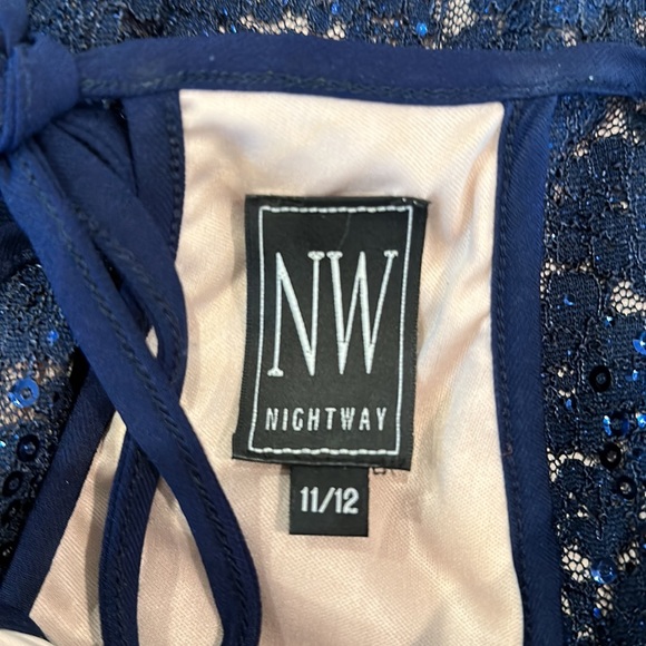 Nightway David’s Bridal Bridesmaid Dress Navy 11/12 Size - Picture 6 of 6